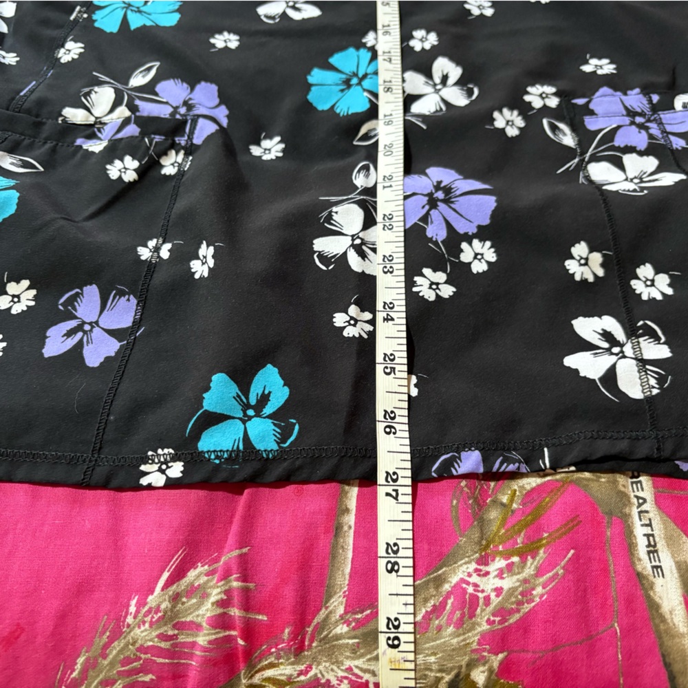 Cherokee Infinity Scrub Top - Picture 6 of 6